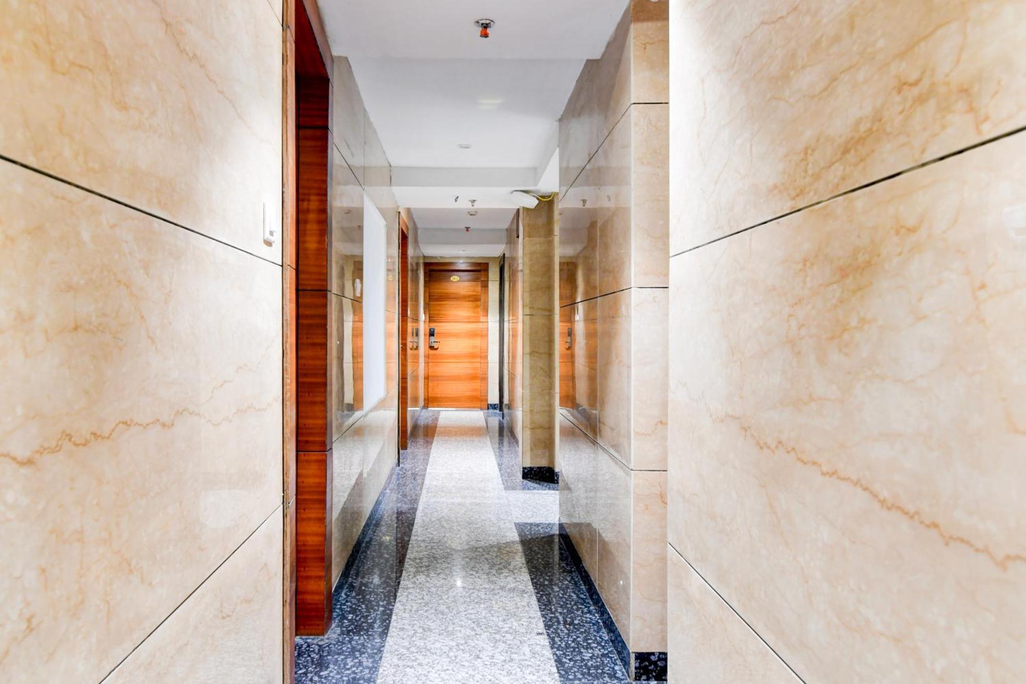 Hotel King'S Crown Kalkutta Kültér fotó