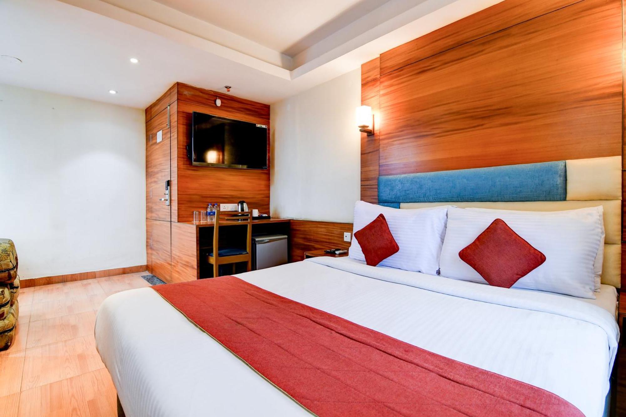 Hotel King'S Crown Kalkutta Kültér fotó