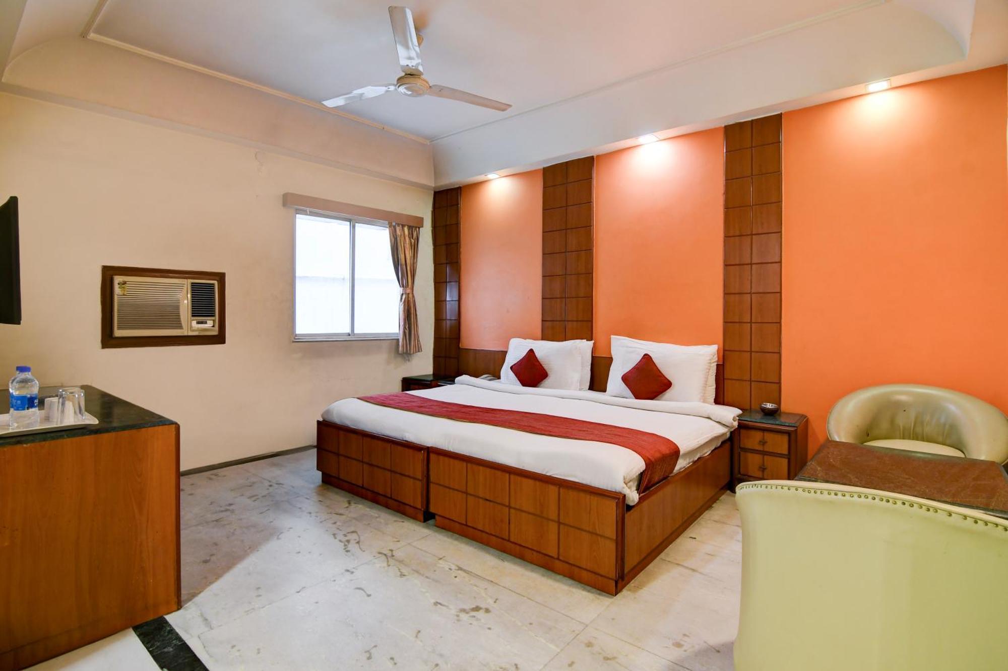 Hotel King'S Crown Kalkutta Kültér fotó